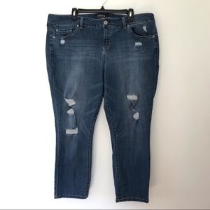 Torrid premium skinny jeans capris mid rise